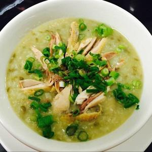 Cách làm cháo gà đậu xanh