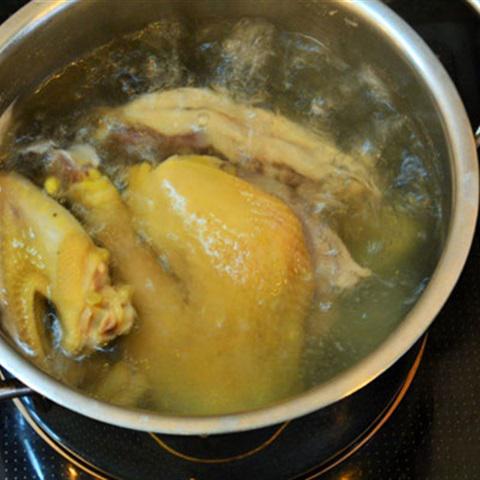 Cách làm cháo gà xé nấm hương