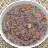 Cháo gạo lứt rau củ dành cho ngày rằm thanh tịnh