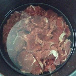 Cách làm cháo hạt sen bắp bò