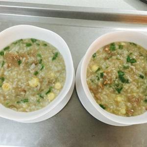 Cách làm cháo hạt sen bắp bò