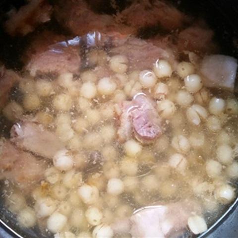 Cách làm cháo hạt sen thịt bằm