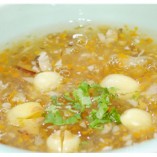 Cháo hàu nấu hạt sen cho bà bầu an thai