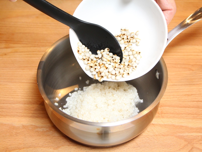 Chào hè với bánh bơ giòn dâu tây thơm ngọt