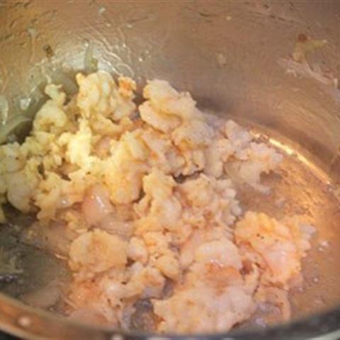 Cách làm cháo nấm và tôm