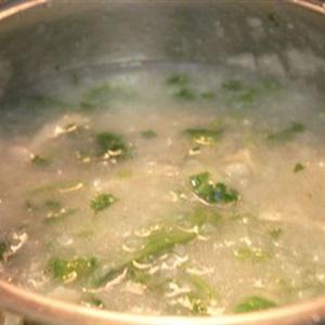 Cách làm cháo nấm và tôm