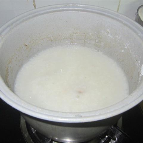 Cách làm cháo ngao cho bé