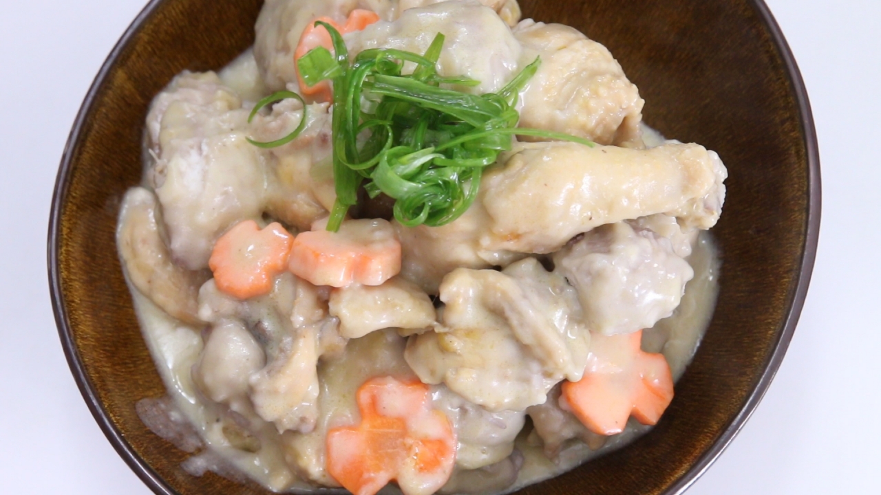 Cháo sườn heo cá khô nấu đậu phộng thơm ngon cho ngày bạn chán cơm