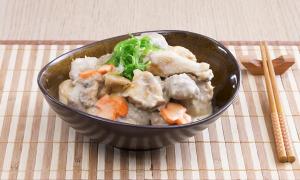 Cháo sườn heo cá khô nấu đậu phộng thơm ngon cho ngày bạn chán cơm