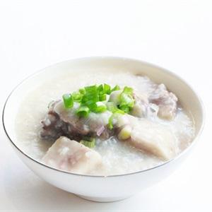 Cách làm cháo sườn khoai môn