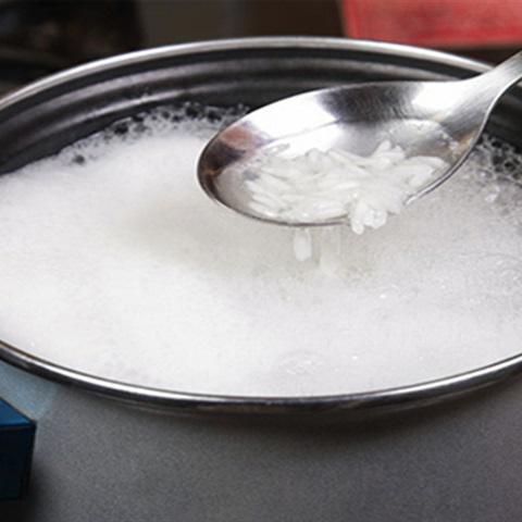 Cách làm cháo thịt bằm cải thìa