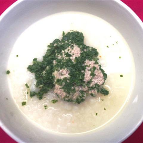 Cách làm cháo thịt bằm cải thìa