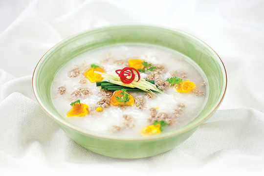 Cháo thịt bò trứng muối