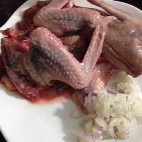 Cách làm cháo thịt chim bồ câu