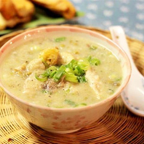Cách làm cháo thịt gà đậu xanh