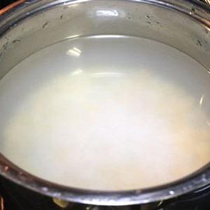 Cách làm cháo thịt heo rau muống