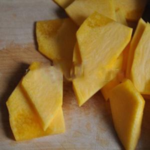 Cách làm cháo tôm bí đỏ