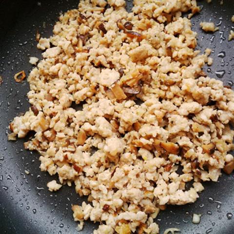 Cách làm cháo trứng thịt băm