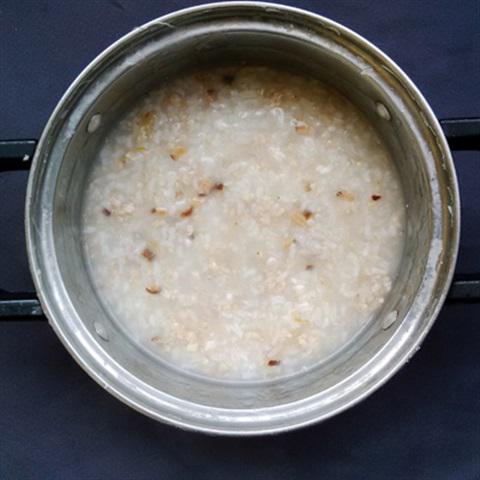 Cách làm cháo trứng thịt băm