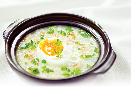 Cháo trứng thịt bằm