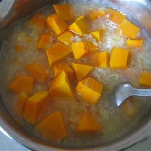 Cách làm chè bí đỏ đậu xanh trân châu