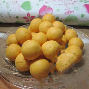 Cách làm chè bí đỏ trái cây