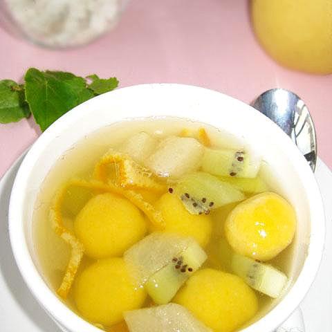 Cách làm chè bí đỏ trái cây