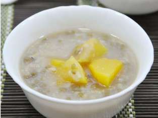 Chè bí ngô đậu xanh