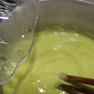 Cách làm chè bơ thanh mát