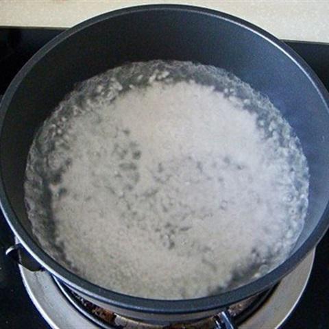 Cách làm chè bột báng dâu tây