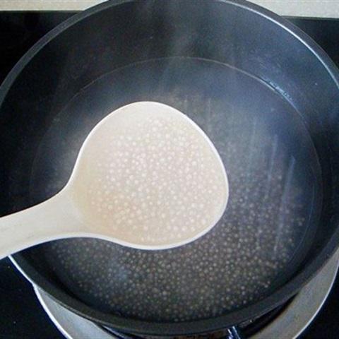 Cách làm chè bột báng dâu tây