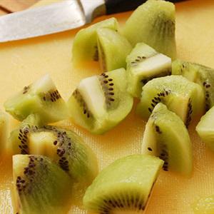 Cách làm chè bột báng trái cây