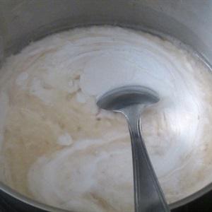 Cách làm chè chuối bột báng