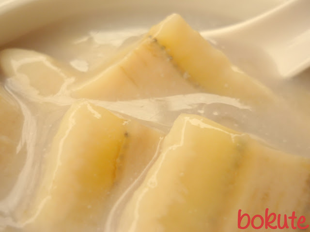 Chè chuối nấu sữa dừa và trân châu