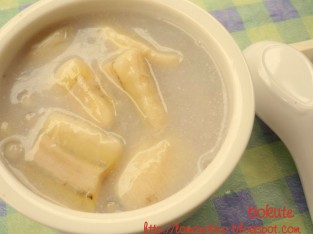 Chè chuối nấu sữa dừa và trân châu