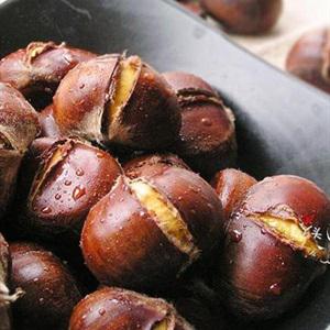 Cách làm chè chuối với hạt dẻ