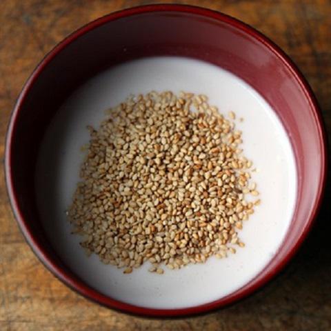 Cách làm chè chuối với hạt dẻ