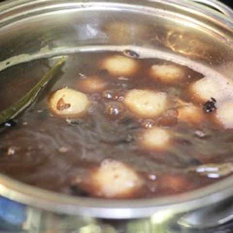 Cách làm chè đậu đen kiểu Thái