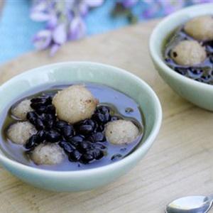 Cách làm chè đậu đen kiểu Thái