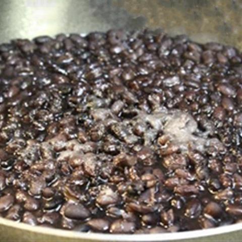 Cách làm chè đậu đen sương sáo