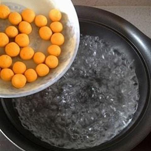 Cách làm chè đậu đỏ bí đỏ