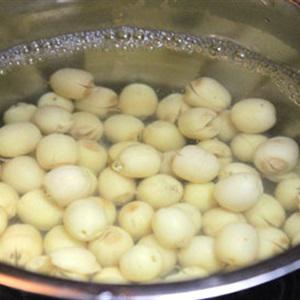 Cách làm chè đậu đỏ hạt sen