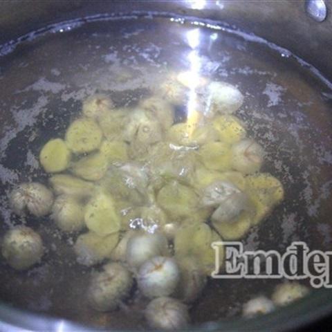 Cách nấu chè đậu hạt sen