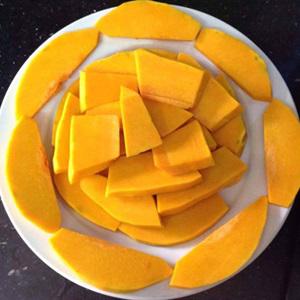 Cách làm chè đậu phộng bí đỏ