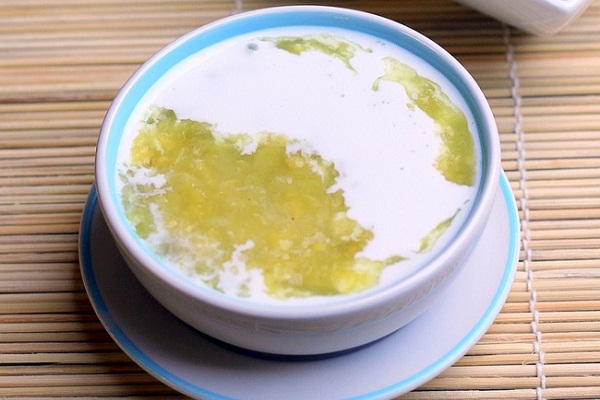 Chè đậu xanh nước cốt dừa mát lạnh