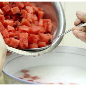 Cách làm chè dưa hấu