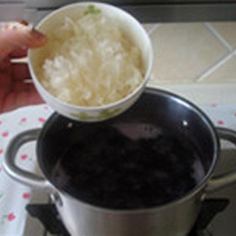 Cách làm chè hạt sen khoai lang