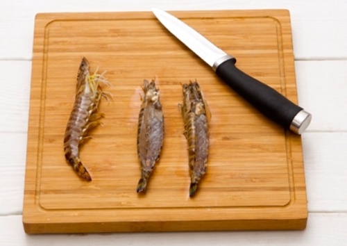 Chè hạt sen long nhãn thơm mát xua tan nắng hè