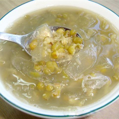 Cách làm chè hạt sen nha đam