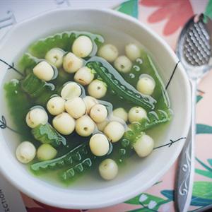 Cách nấu chè hạt sen thạch rau câu